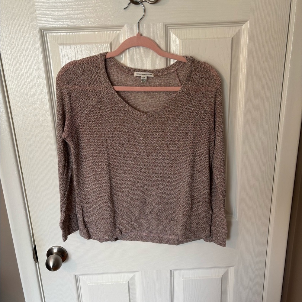 American Eagle V-Neck Shirt